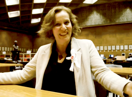 Alejandra Borrero lee “La otra orilla” un cuento de Marta Carrasco